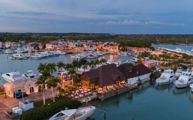 La Casita at the marina